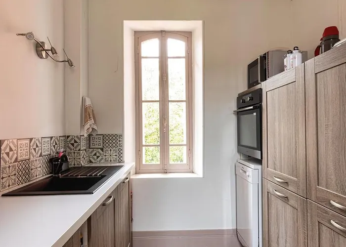 Domaine La Belle Histoire - Cote Jardin 招待所