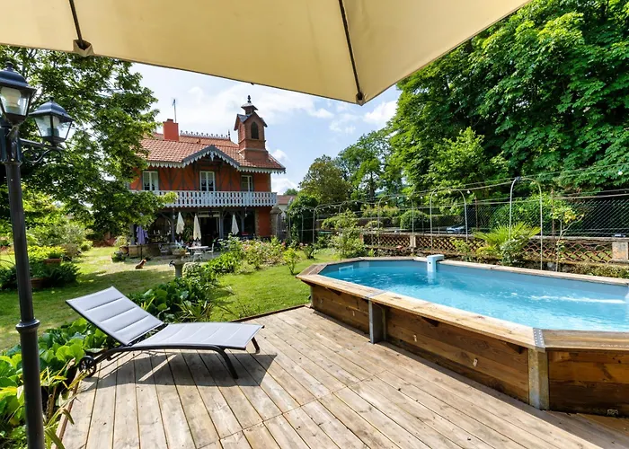 Domaine La Belle Histoire - Cote Jardin 3*