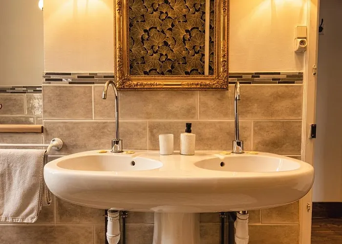 Domaine La Belle Histoire - Cote Jardin Πανσιόν 3*